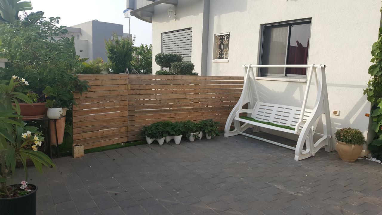 Regina'S Place Or Akiva Esterno foto